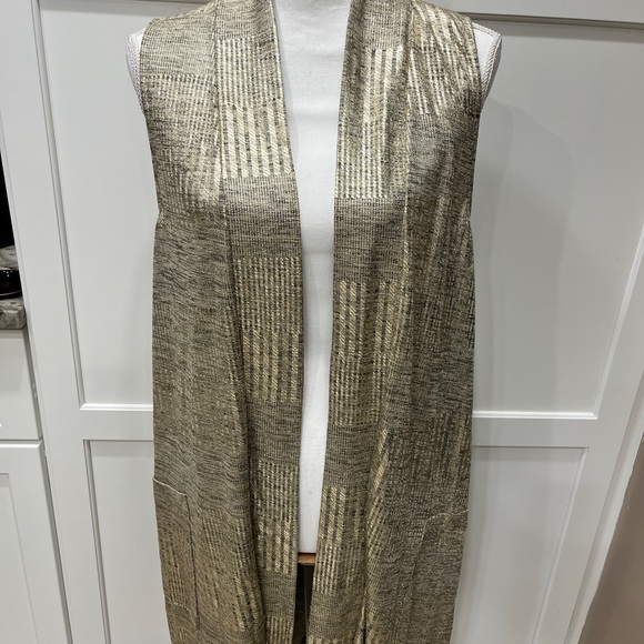 Expresso Long Gold Shine Vest with Pockets 97% Poly 3% Spandex Med or Large - Picture 8 of 16